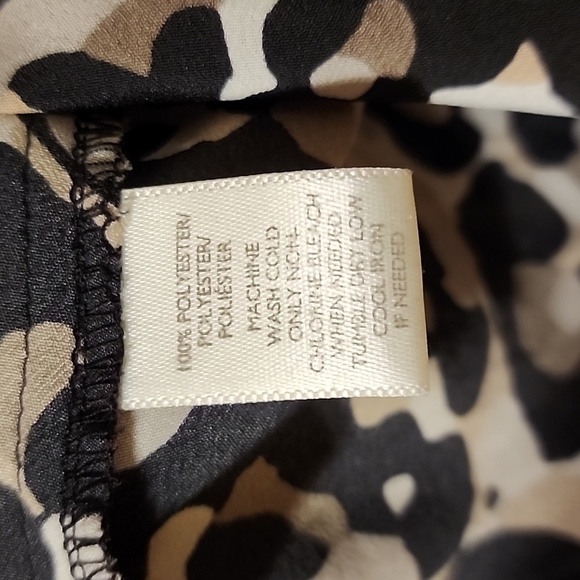 LOFT Cheetah Print Short Puff Sleeve Blouse, Black, Gray, Tan, Brown, size small - Picture 6 of 6